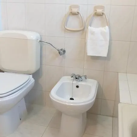 Porto De Mos *