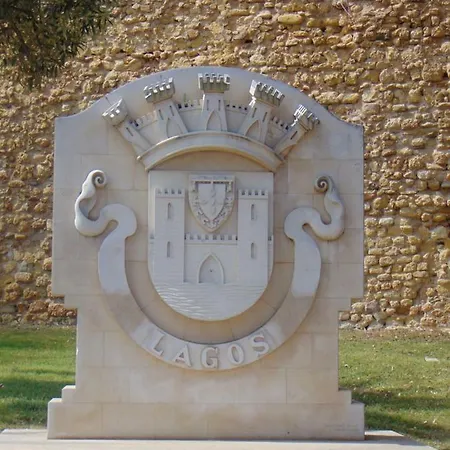 Porto De Mos *